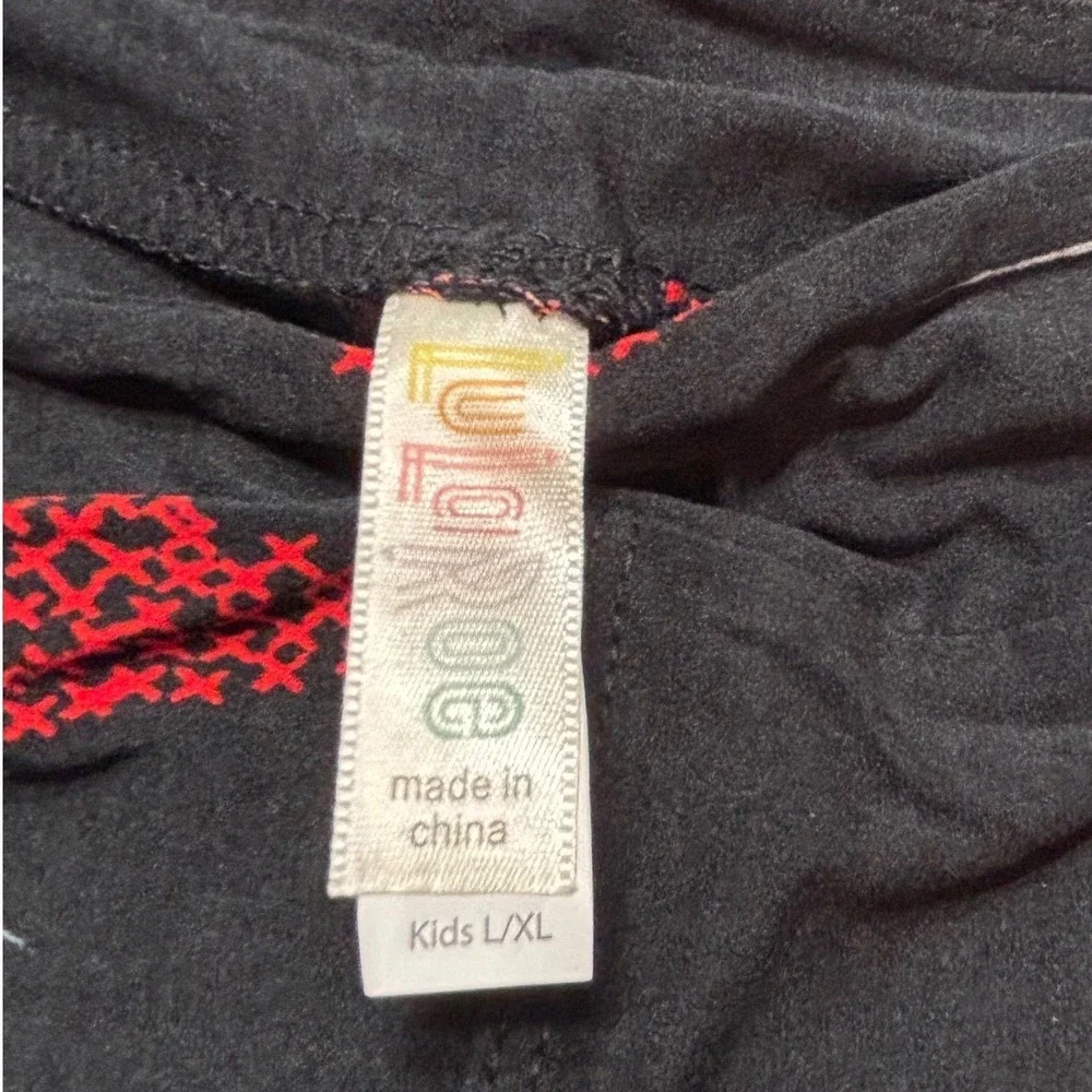 LuLaRoe Girls Leggings Size L/XL Black‎ Hearts Never Again Kids Sizes 7-12 NWT